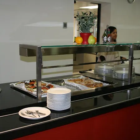 Hostel Djh International *