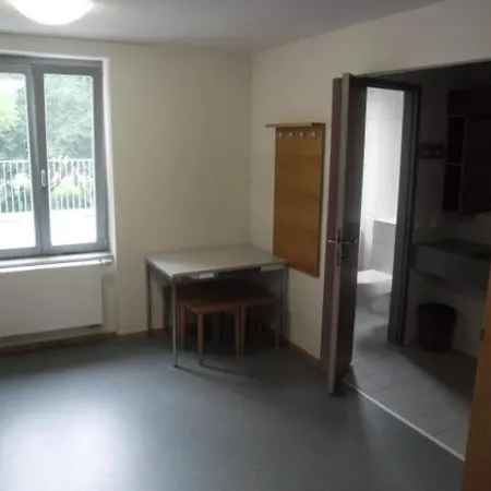 Djh International Hostel