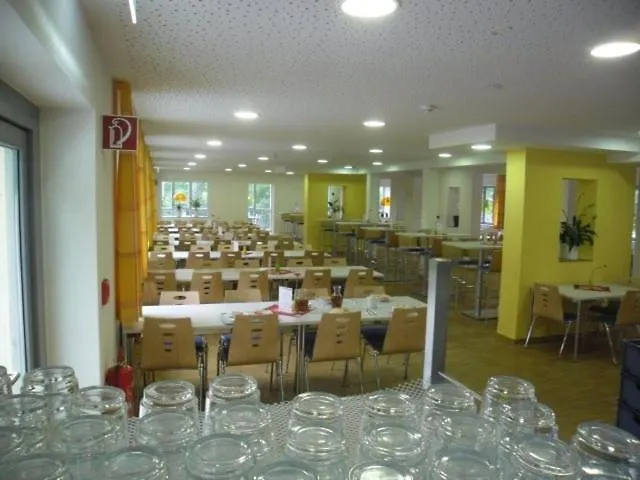 אכסניה Djh International